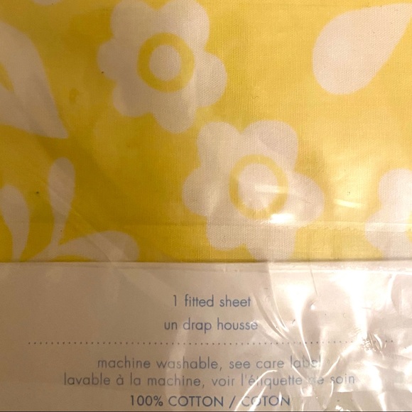 Pottery Barn Kids Georgia Fitted Crib Sheet - New - Picture 3 of 4